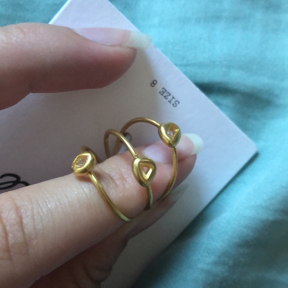 Set of 3 gold coloured madewell rings - Picture 4 of 4